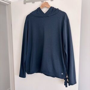 helly hansen hooded sweatshirt navy women’s xl